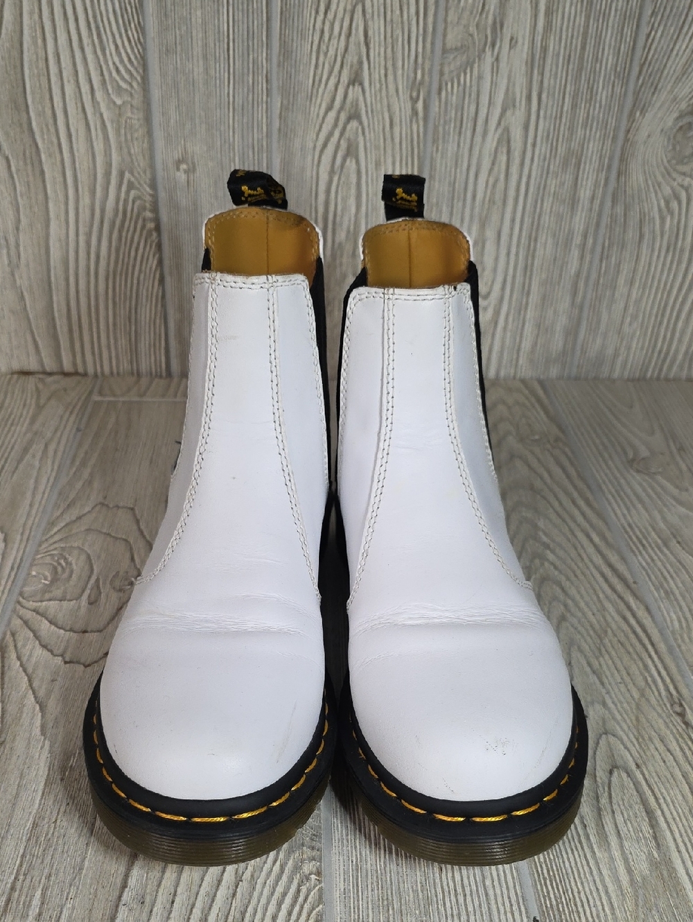 Dr. Martens 2976 White Smooth Leather Chelsea Boots Womens Size 9 - Picture 3 of 10
